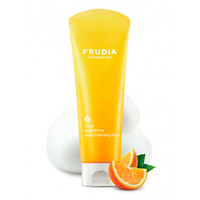 Пенка с цитрусом придающая сияние коже Frudia Citrus Brightening Micro Cleansing Foam 145г