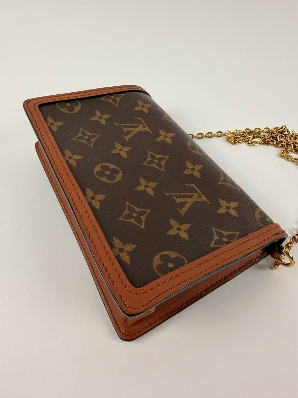 Сумка Louis Vuitton Dauphine