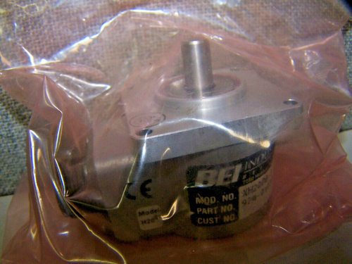 X924-01039-2747 H20DB-37-SS-30-ABZ-7272-SM14-24V