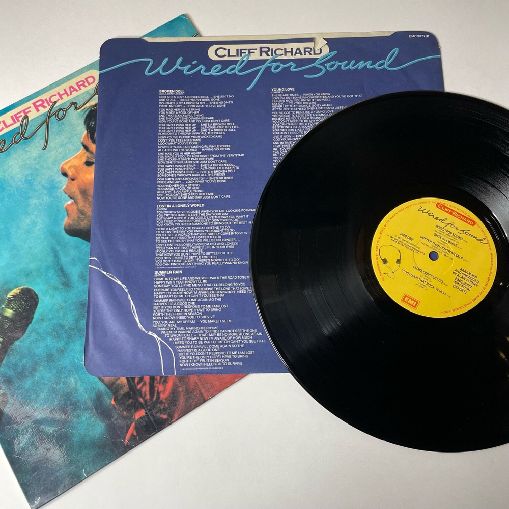 Винтажная виниловая пластинка LP Cliff Richard Wired For Sound (Индия 1981)