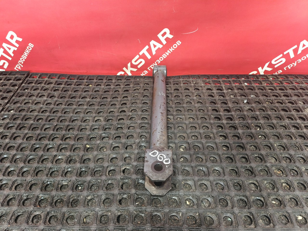 Стойка заднего стабилизатора 2020г