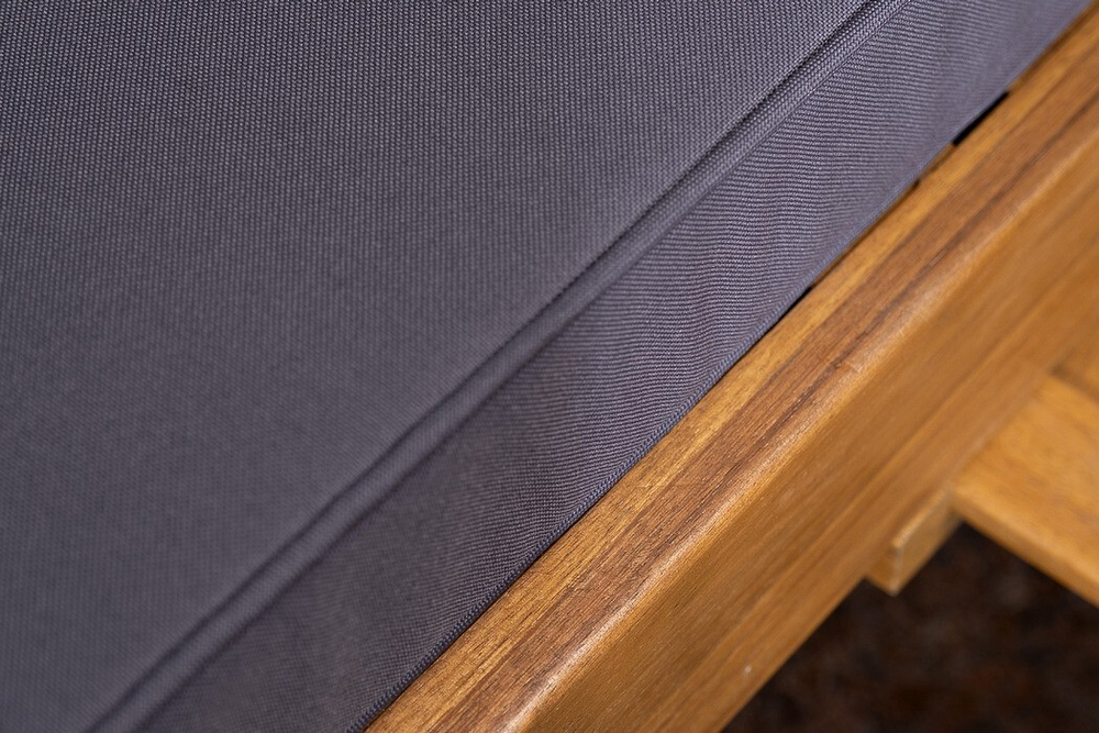 Шезлонг из акации BOOKA