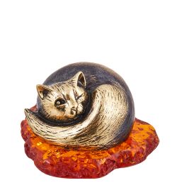 Народные промыслы AM-3668 Фигурка «Кот клубком» (латунь, янтарь)