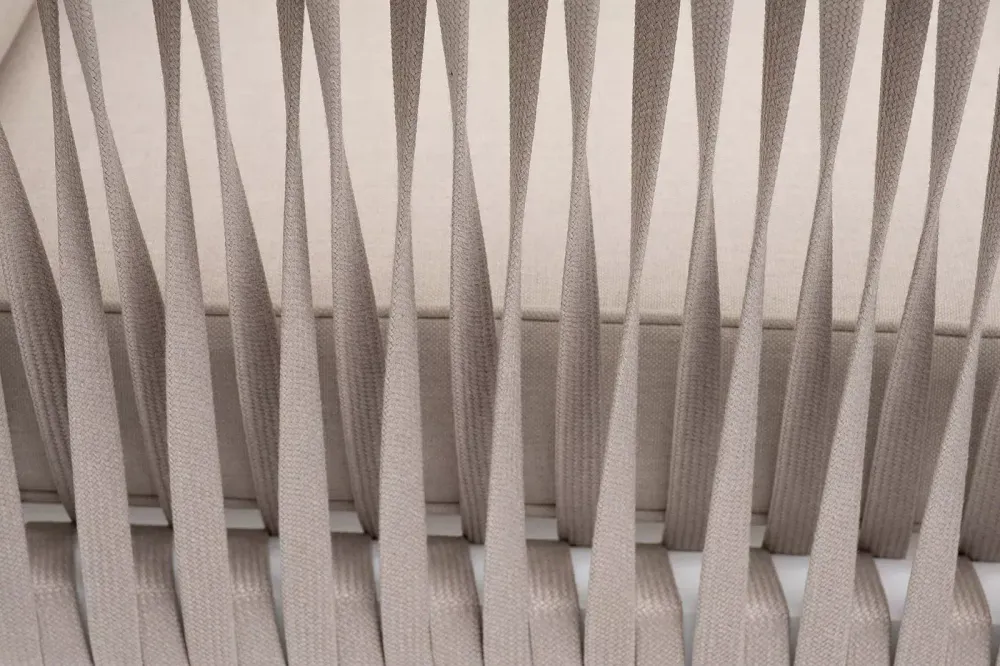 "Касабланка" кресло плетеное из роупа, каркас алюминий белый муар, роуп бежевый 20мм, ткань бежевая 15052