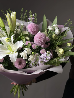 Авторский букет «Аромат вечера»