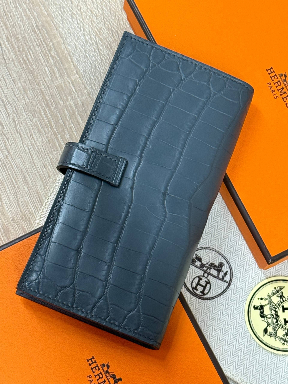 Кошелек Hermes из кожи крокодила