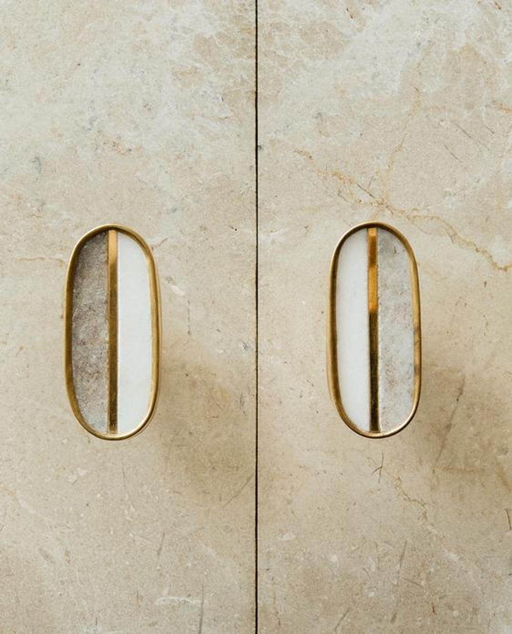 ZARA HOME МЕБЕЛЬНАЯ РУЧКА ИЗ МРАМОРА КОНТРАСТНЫХ ЦВЕТОВ (НАБОР ИЗ 2 ШТ.)