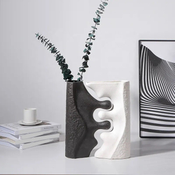 Ваза Streamline Cross Vase B