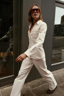 ZARA БРЮКИ BOOTCUT С ОТДЕЛОЧНОЙ СТРОЧКОЙ, ЭКРЮ