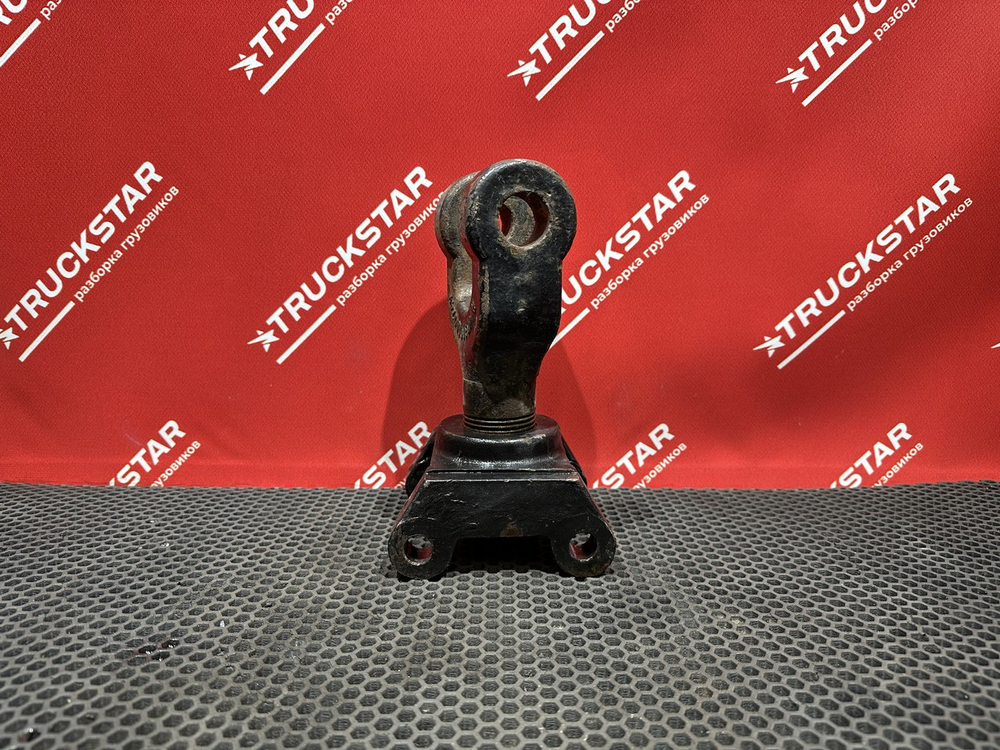 Крюк буксировочный 2022г.