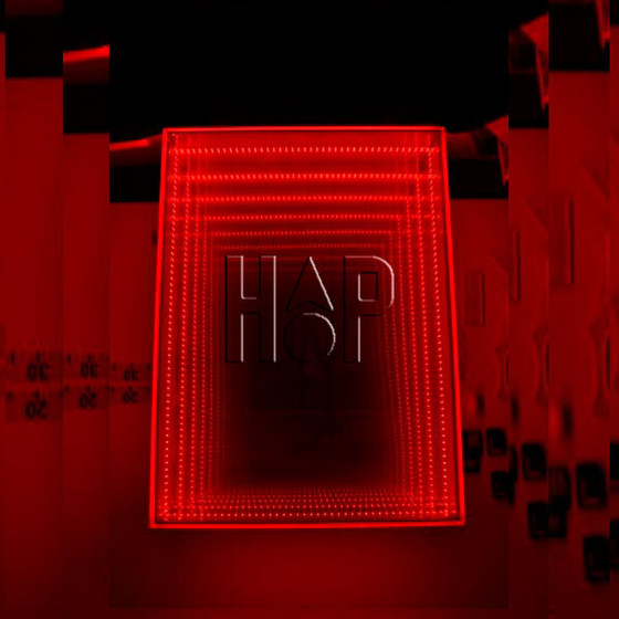 Учебный экспонат Зеркальный колодец