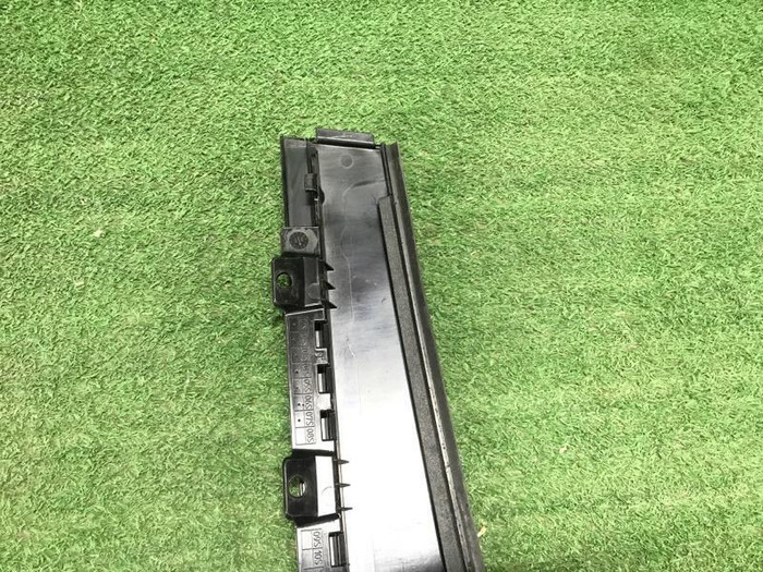 Накладка стойки двери задняя левая Audi A6 5 C8 (2018-н.в.)