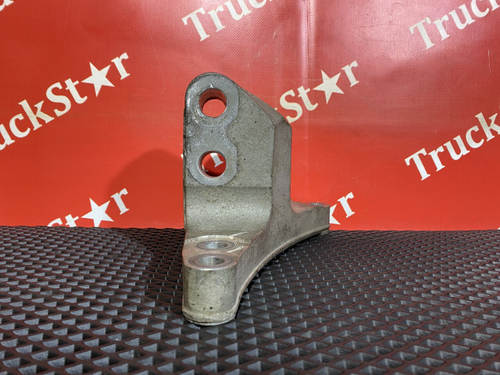 Кронштейн двигателя задний правый 2018г.