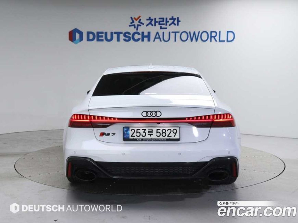 Audi RS7 (4K) 4.0 TFSI Quattro (10.2021)