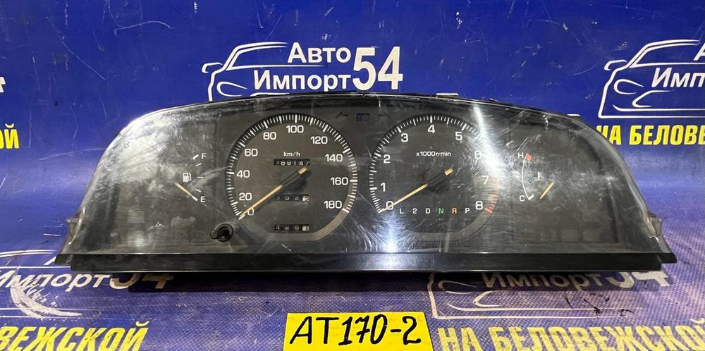 Щиток приборов TOYOTA CORONA 1990