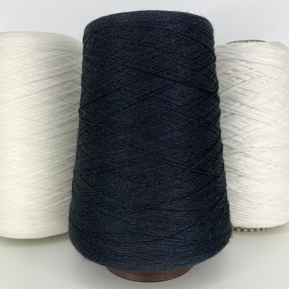 SAUVAGE- Botto Giuseppe; 100% шелк; 2400м/100гр; col; col. Nero, цвет: черный Бобинки: 158, 95, 336гр.