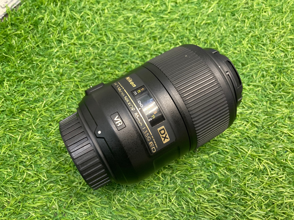 Nikon 85mm 3.5G ED VR DX AF-S Micro-Nikkor