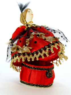 Кукла-шкатулка Дама в маскарадном костюме 19 века