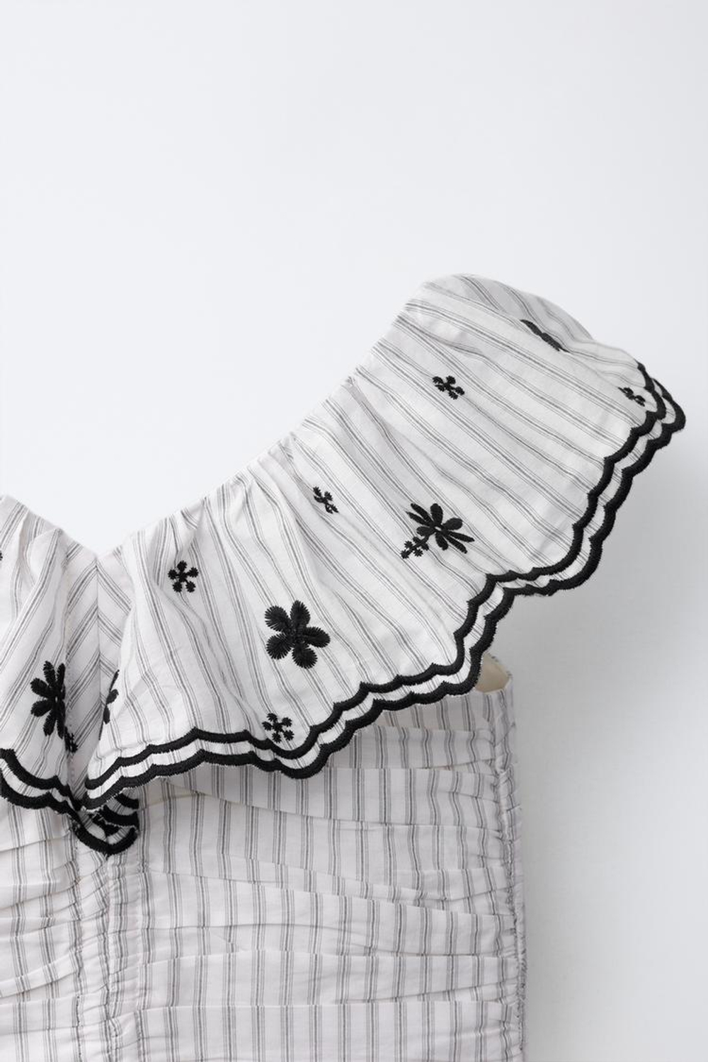 ZARA ТОП В ПОЛОСКУ С ВЫШИВКОЙ, ЧЕРНЫЙ/ЭКРЮ