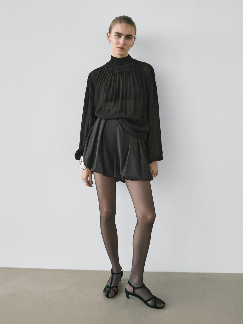 Massimo Dutti Шорты-бермуды Balloon - STUDIO, черный