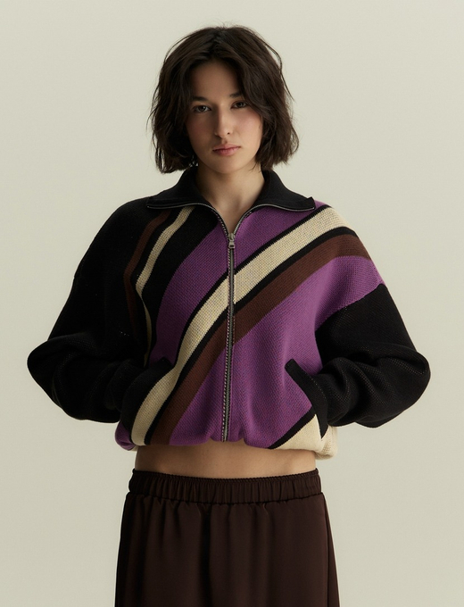 Бомбер с геометрическим узором 1’1’26