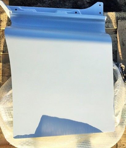 Накладка, продолжение двери МАН ТГЛ ТГА (узкая кабина)81626100033