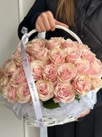 Моно корзина из одноголовых роз