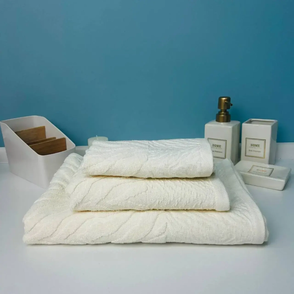 Полотенце махровое 70*140см «Florence» цвет кремовая астра 03-009, плотность 450 гр/м2