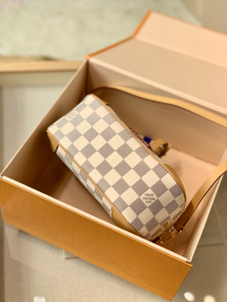 Louis Vuitton Deauville Mini