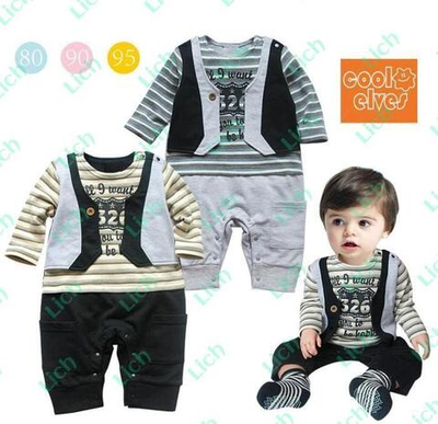 Комбинезон с имитацией костюма с жилеткой и принтом-надписью