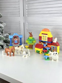 Конструктор блочный 100 деталей со столиком (100816232)