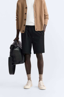 ZARA ШОРТЫ КОМФОРТНОЙ ПОСАДКИ, ЧЕРНЫЙ