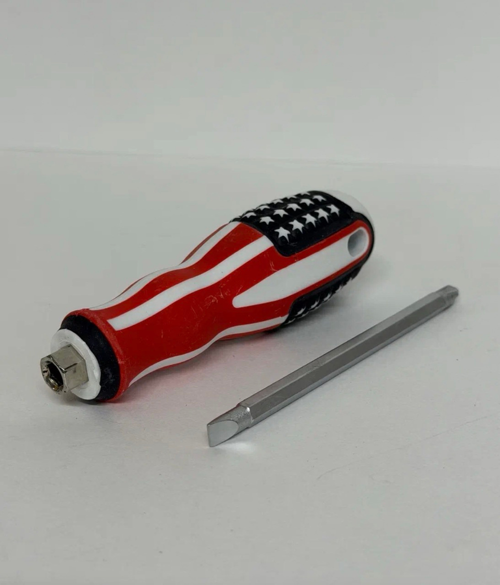 Отвертка двухсторонняя, магнитный наконечник, длина 19 см, эргономичная рукоятка 11 см, Американский флаг (1 шт.) -