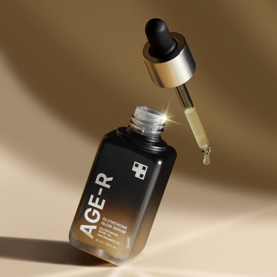 Осветляющая ампула с 21% витамином C medicube AGE-R Vita C Pro Ampoule