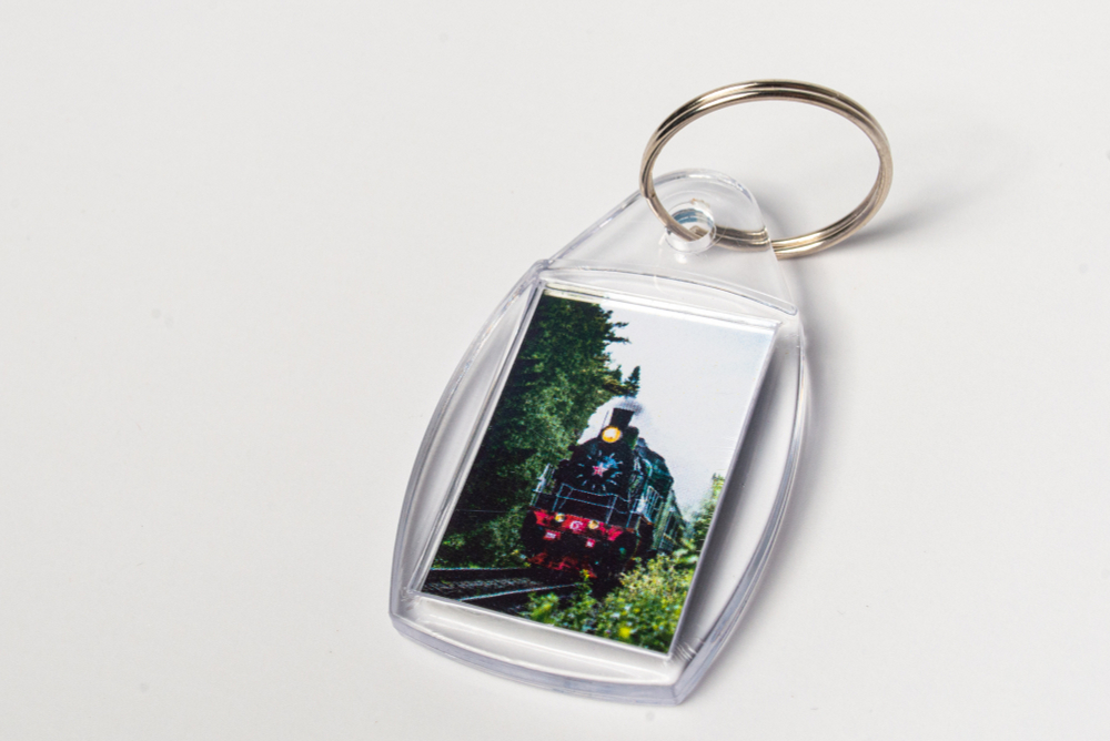 Акриловый брелок «Ретро-поезд в Сортавала»