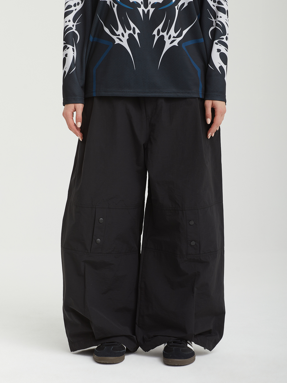 Брюки Perky Button Knee Wide
