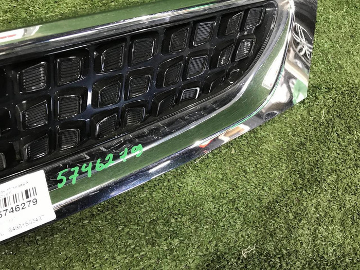 Решетка радиатора KIA Rio 4 X-Line (2017-2020)