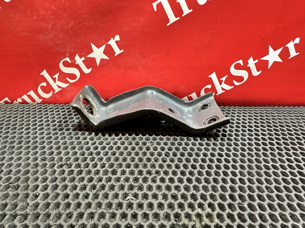 Кронштейн пневмоподушки