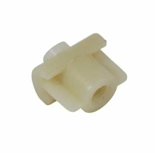 Гайка троса сцепления ВАЗ 1118 Калина пластмассовая