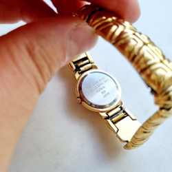 Часы Anne Klein взолотом цвете
