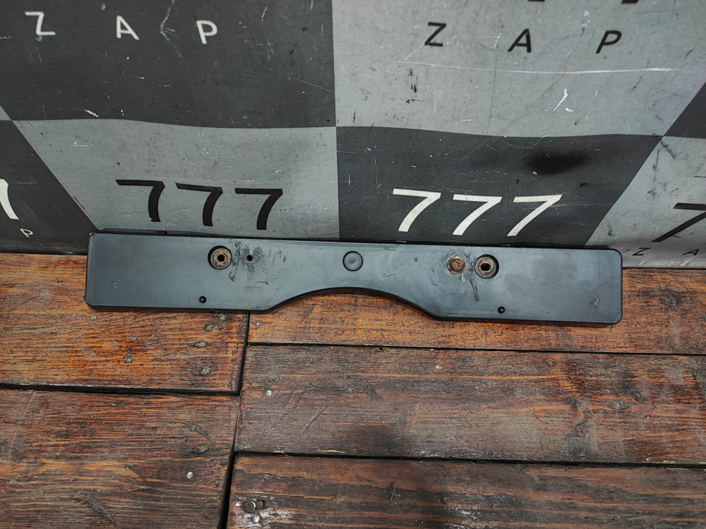 Площадка гос. номера Toyota Camry (XV55) 14-17 Б/У Оригинал 5211433370