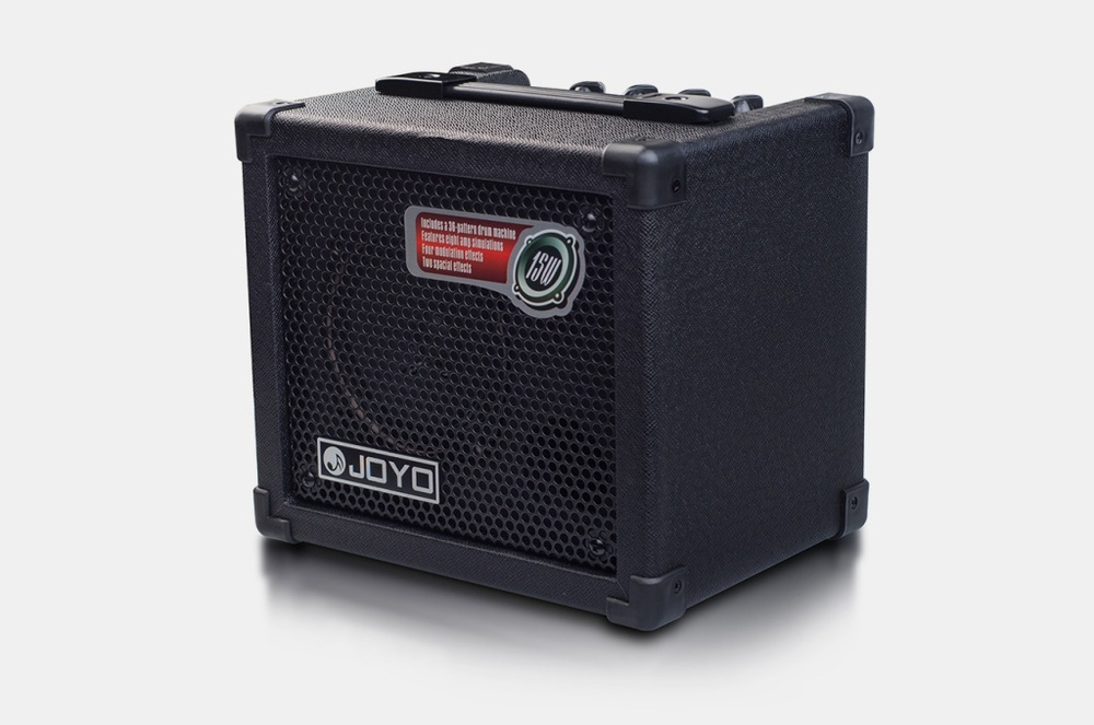 Joyo DC-15 Комбо усилитель гитарный с цифровыми эффектами. Динамик 6'', мощность 15 Ватт RMS. Габариты: 249х190х218 мм. Вес: 5.4 кг.