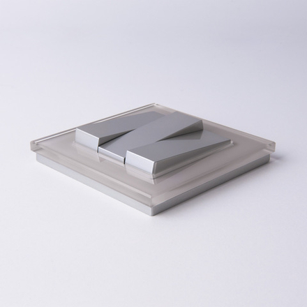 Выключатель трехклавишный (серебряный)