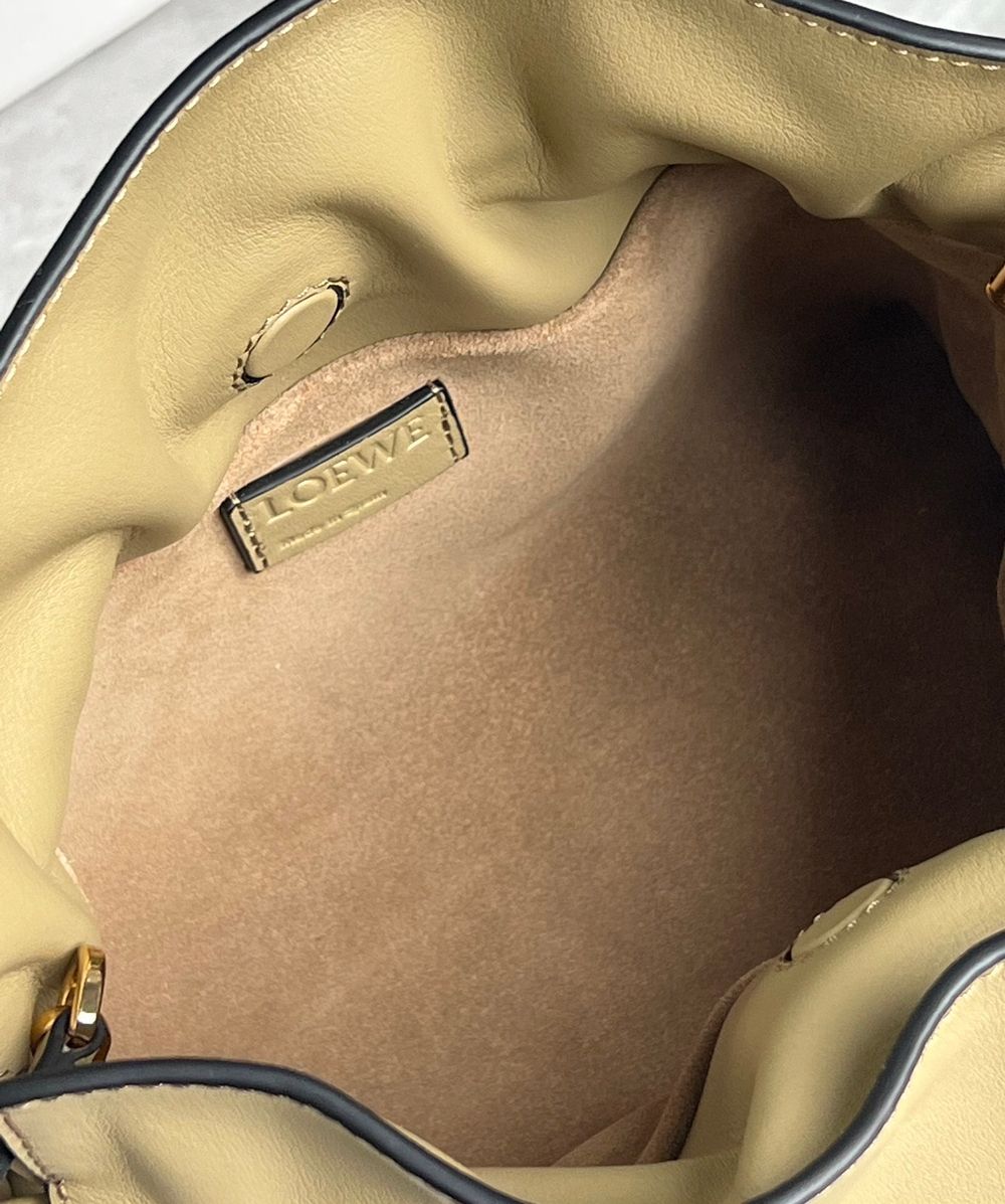 Loewe Mini Flamenco 23 cm