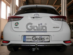 Фаркоп оцинкованный Galia T056C для Toyota Auris хетчбек 2007-2013, 2013-(паспорт и сертификат в комплекте)(без электрики)