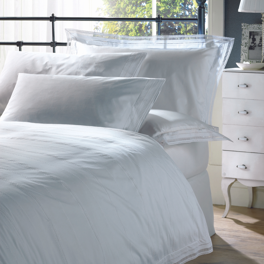 Элитное постельное белье Афродита белое от Bovi