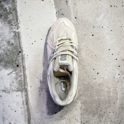 New Balance 1906R • White Gray