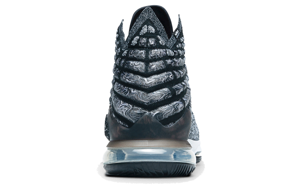 Кроссовки Nike Lebron 17