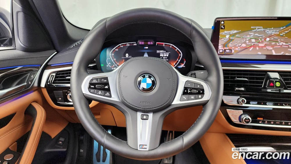 BMW 5 Series (G30) 520i M Sports (10.2021)