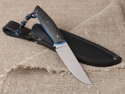 Нож для бушкрафта "Куница", сталь VG-10/Elmax, рукоять карбон (синий спейсер)